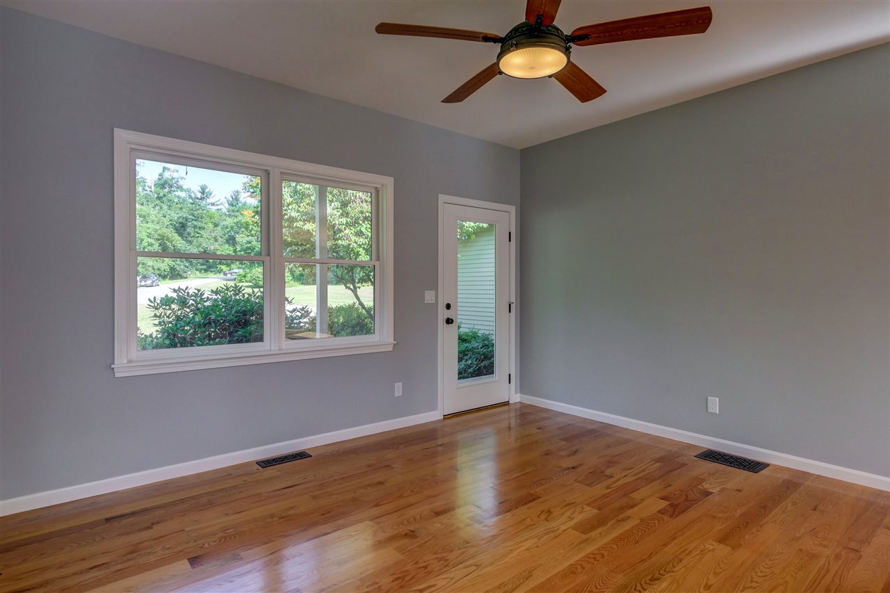 48 Tenney Road Sandown, NH 03873 - Photo 11 of 40