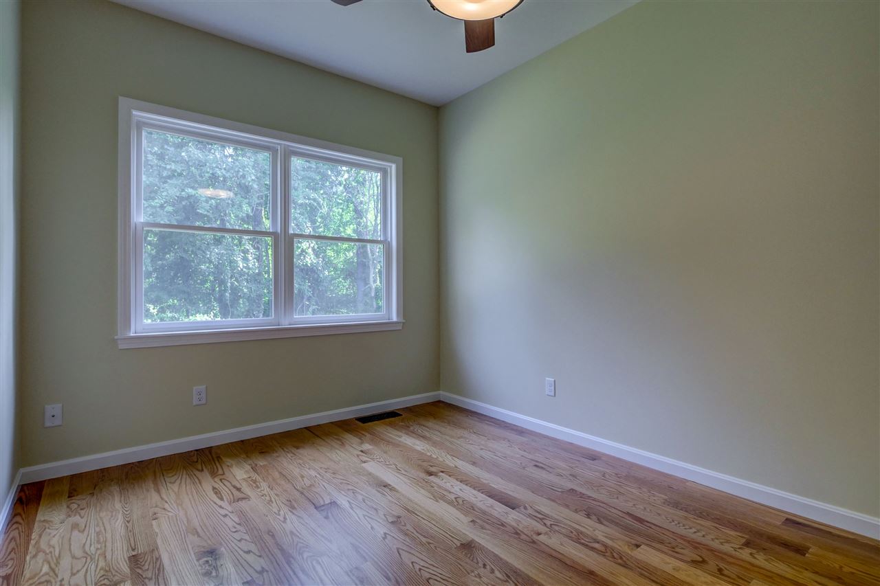 48 Tenney Road Sandown, NH 03873 - Photo 18 of 40