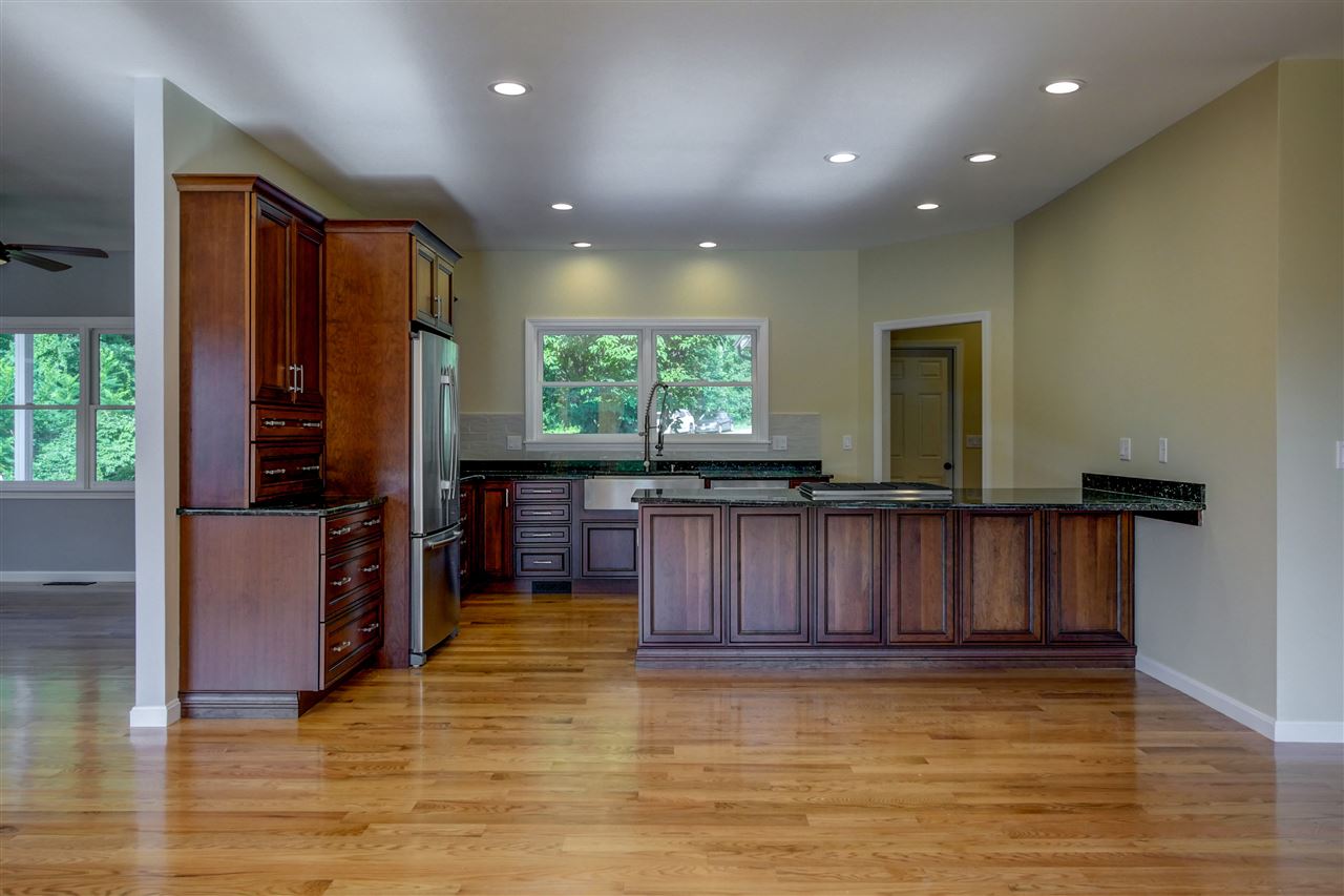 48 Tenney Road Sandown, NH 03873 - Photo 6 of 40