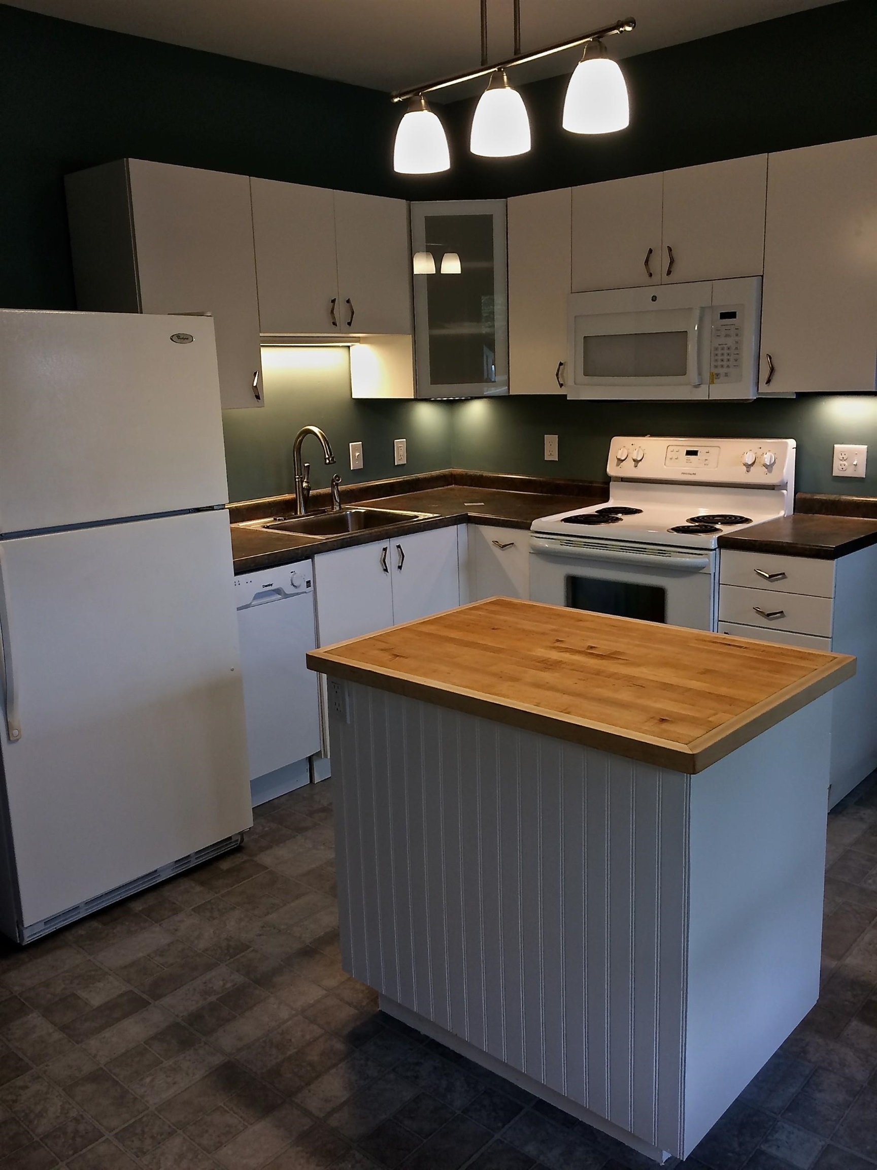 111 Adams Street Keene, NH 03431 - Photo 5 of 15