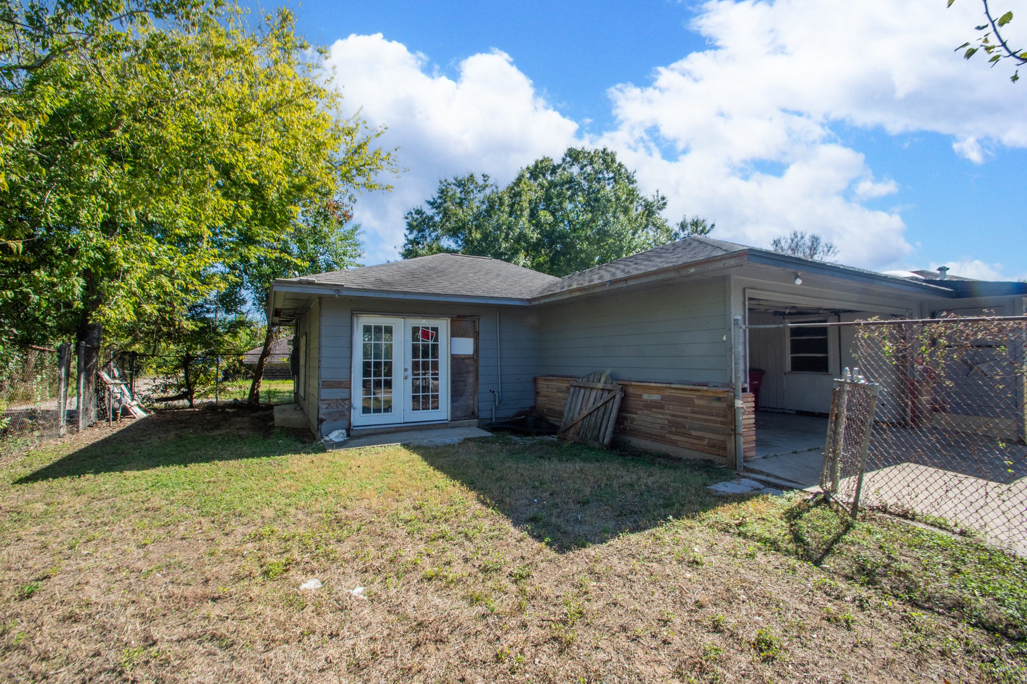 1230 West 4th Street Freeport, TX 77541 - Photo 41 of 49 494 square foot garage.