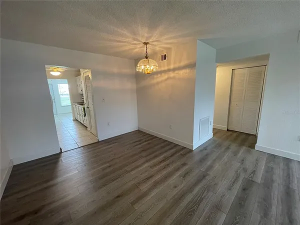 $1,700 | 9950 62nd Avenue North, Unit 106, St. Petersburg, FL 33708