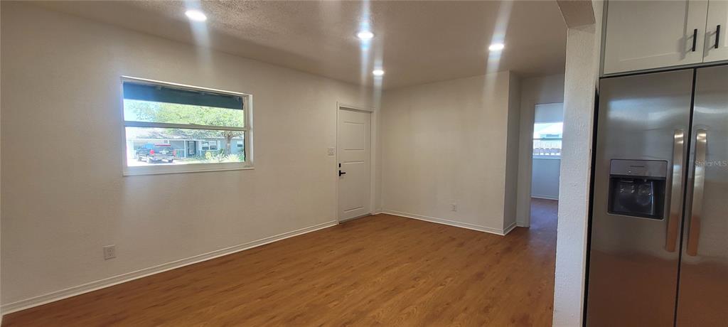 6023 Flora Terrace Apollo Beach, FL 33572 - Photo 2 of 12