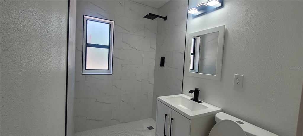 6023 Flora Terrace Apollo Beach, FL 33572 - Photo 6 of 12