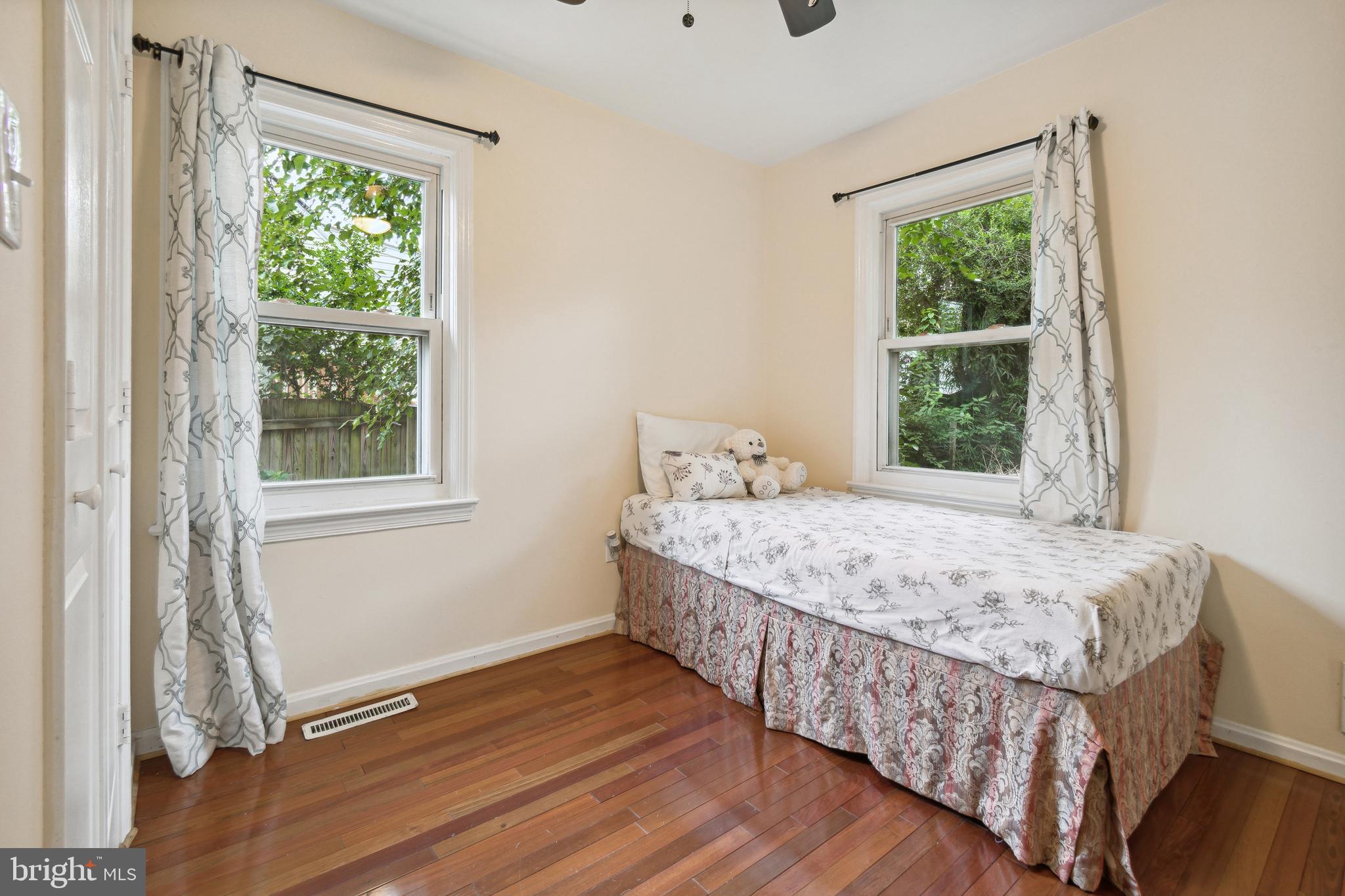 9920 Cottrell Terrace Silver Spring, MD 20903 - Photo 11 of 35 Bedroom 3
