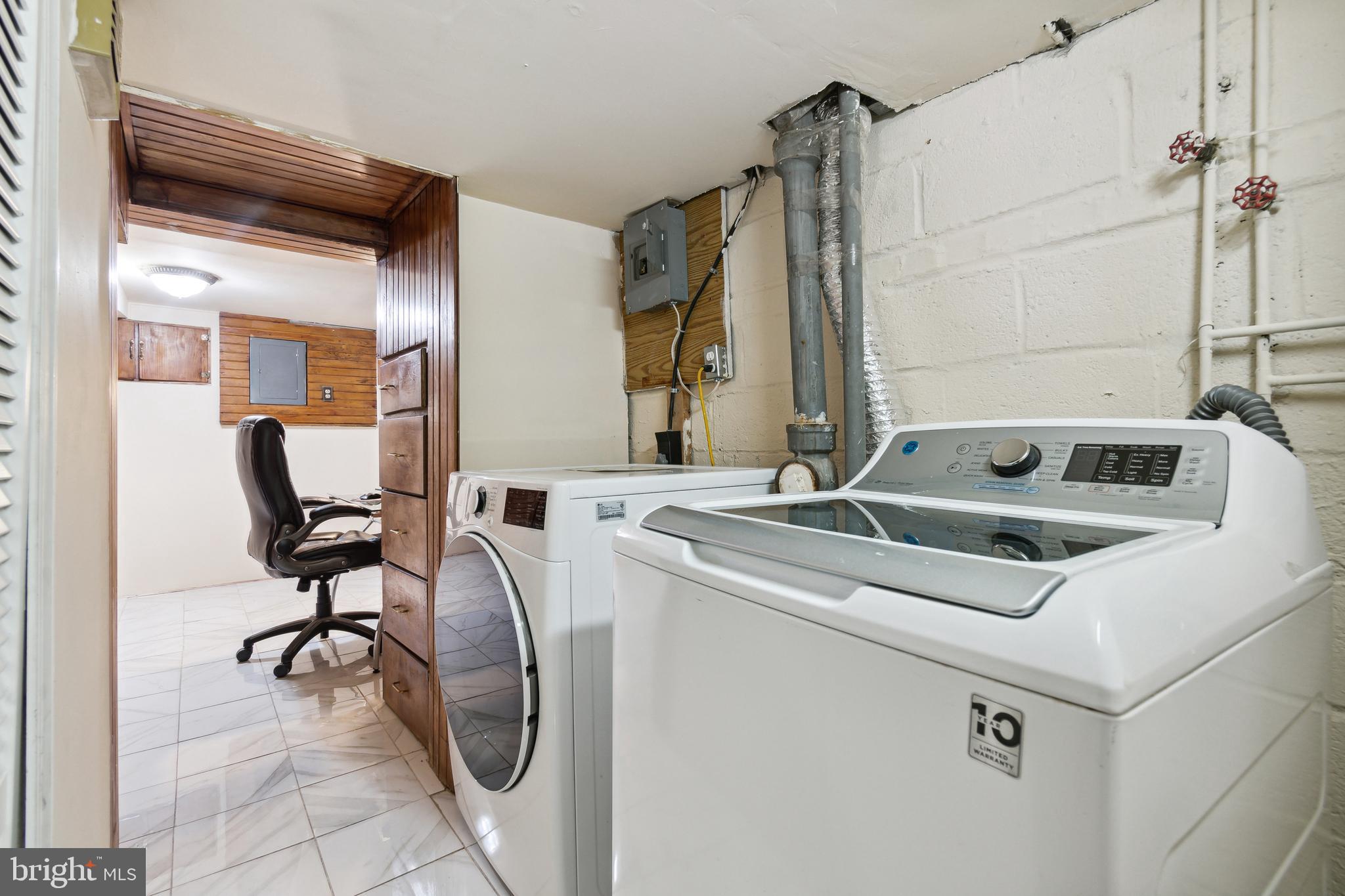 9920 Cottrell Terrace Silver Spring, MD 20903 - Photo 24 of 35 Laundry