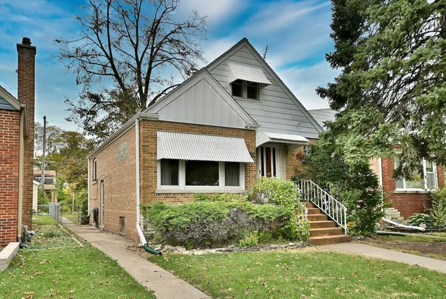 $299,900 | 2428 North West Street, River Grove, IL 60171