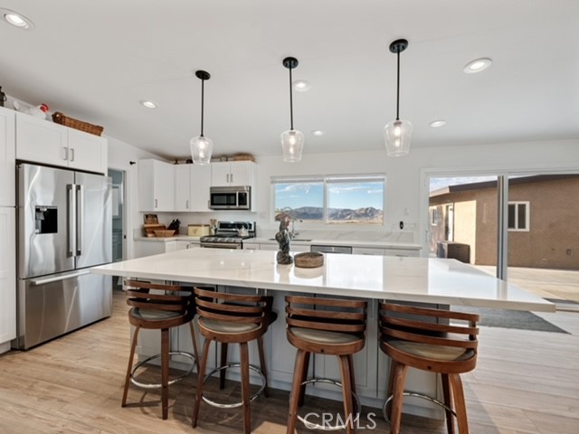 30280 Santa Rosa Road Lucerne Valley, CA 92356 - Photo 40 of 66 Large quartz counter for entertaining