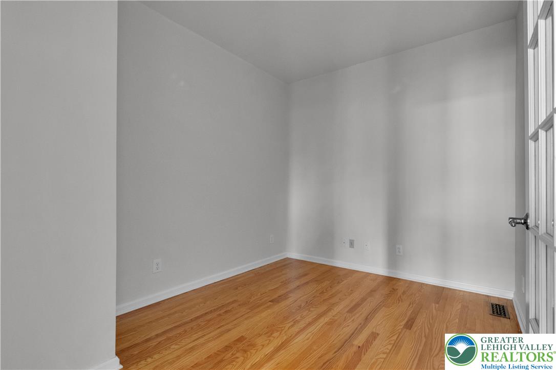 8604 Cascade Road Breinigsville, PA 18031 - Photo 10 of 28 office