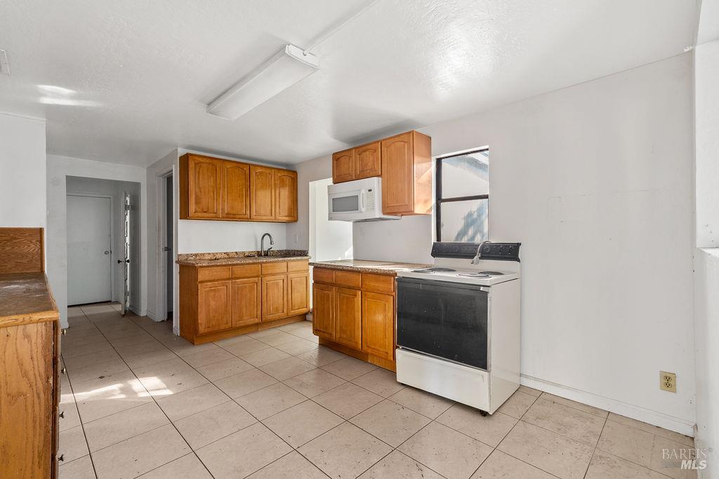 2050 Marlow Road Santa Rosa, CA 95403 - Photo 33 of 48 ADU