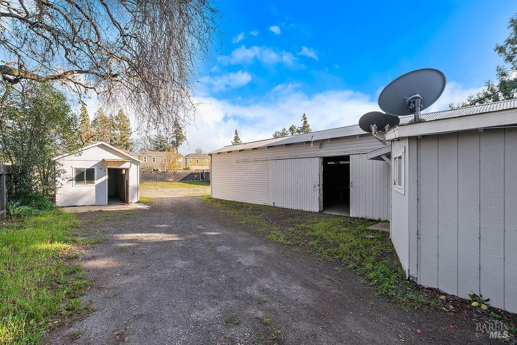 2050 Marlow Road Santa Rosa, CA 95403 - Photo 44 of 48