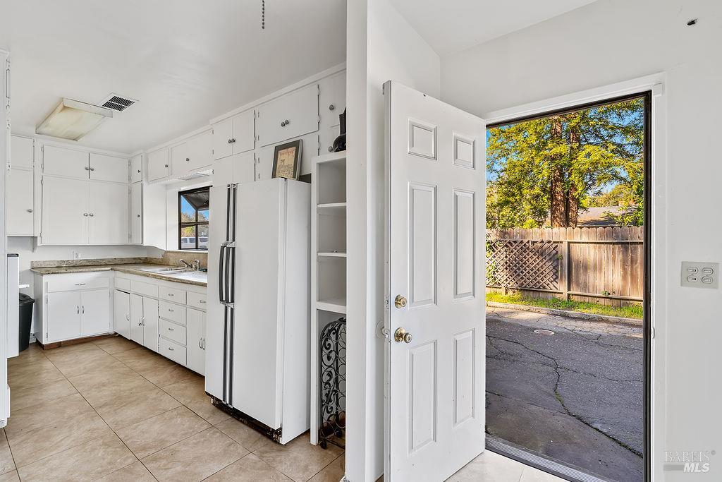 2050 Marlow Road Santa Rosa, CA 95403 - Photo 8 of 48