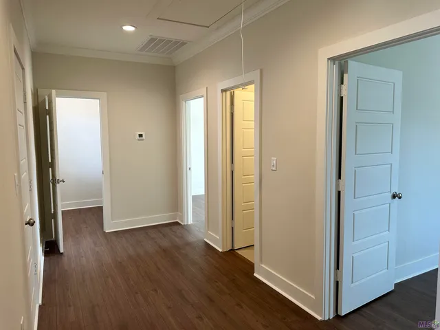 $2,400 | 15530 Fieldside Avenue, Baton Rouge, LA 70816