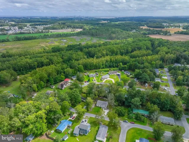 $389,990 | 37155 East Whitetail Drive, Selbyville, DE 19975