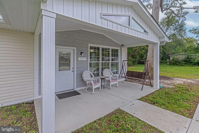 $389,990 | 37155 East Whitetail Drive, Selbyville, DE 19975