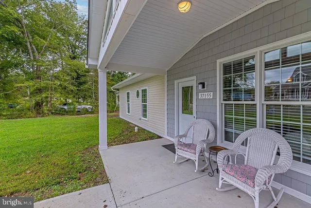 $389,990 | 37155 East Whitetail Drive, Selbyville, DE 19975