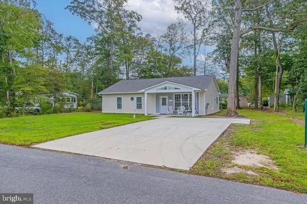 $349,990 | 37155 East Whitetail Drive, Frankford, DE 19945