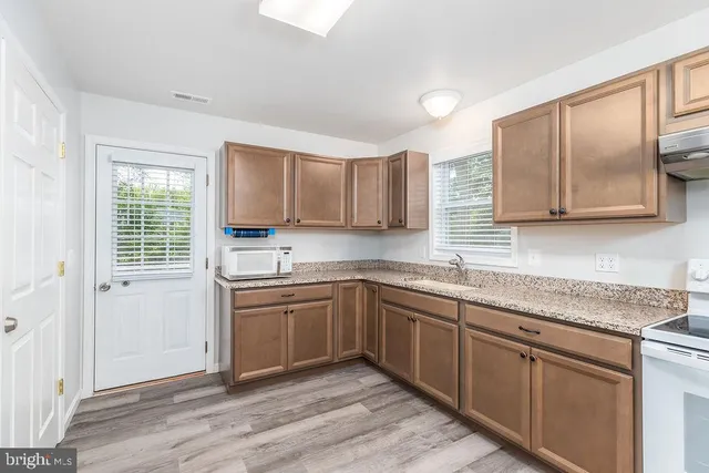 $389,990 | 37155 East Whitetail Drive, Selbyville, DE 19975