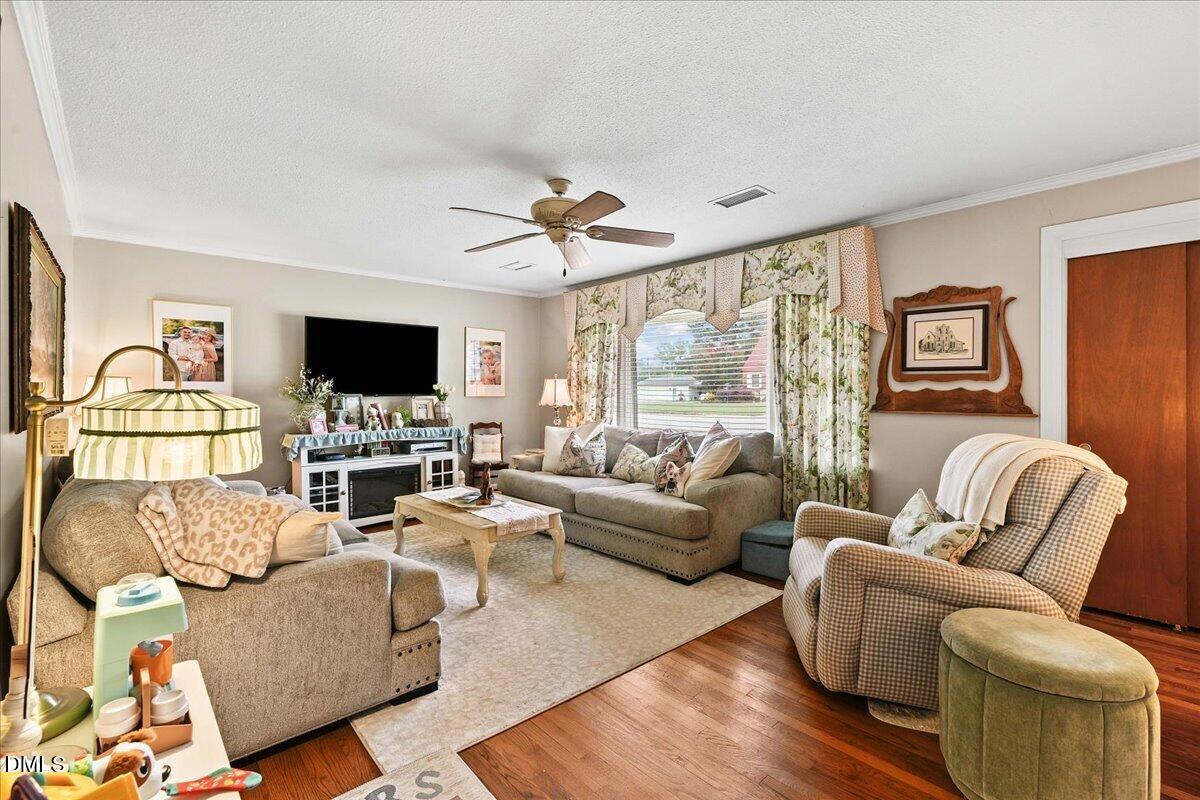 206 East Main Street Micro, NC 27555 - Photo 17 of 33 17-206 E Main St-17