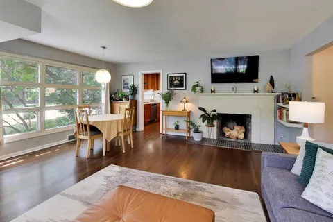 $499,000 | 3618 Church Street, Evanston, IL 60203