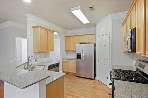 $2,900 | 720 Surrey Park Place Southeast, Smyrna, GA 30080