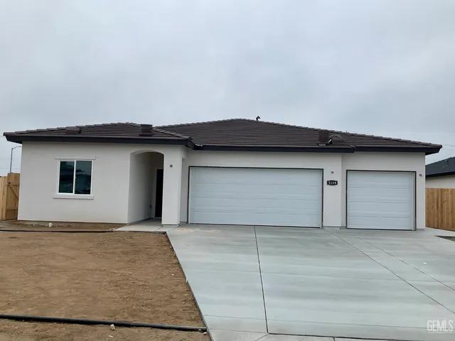 $617,500 | Undisclosed Address, Bakersfield, CA 93307