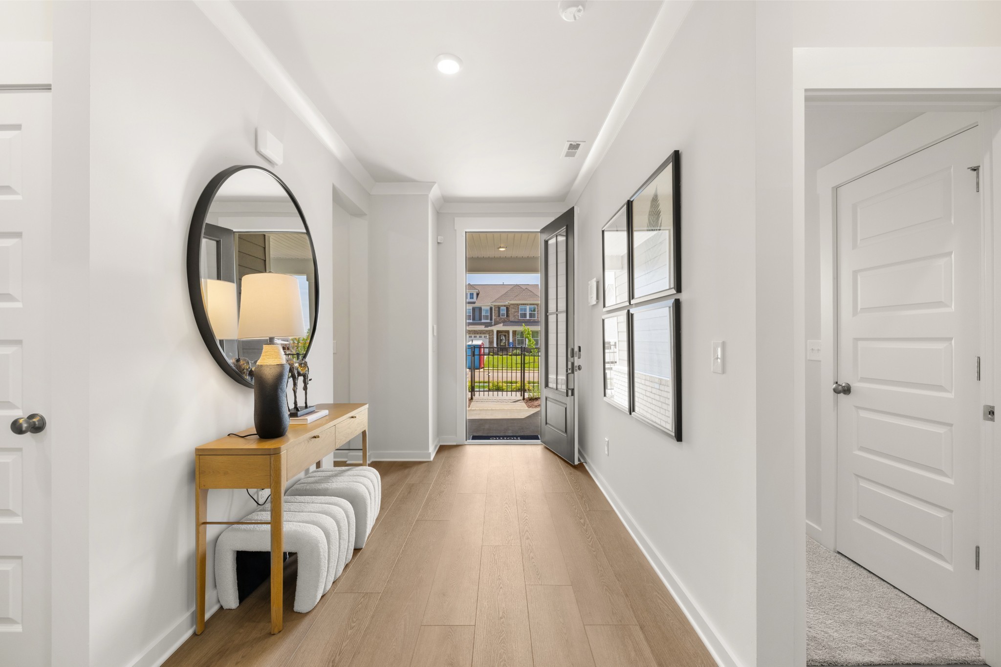 427 Mclemore Ridge Clarksville, TN 37043 - Photo 5 of 49