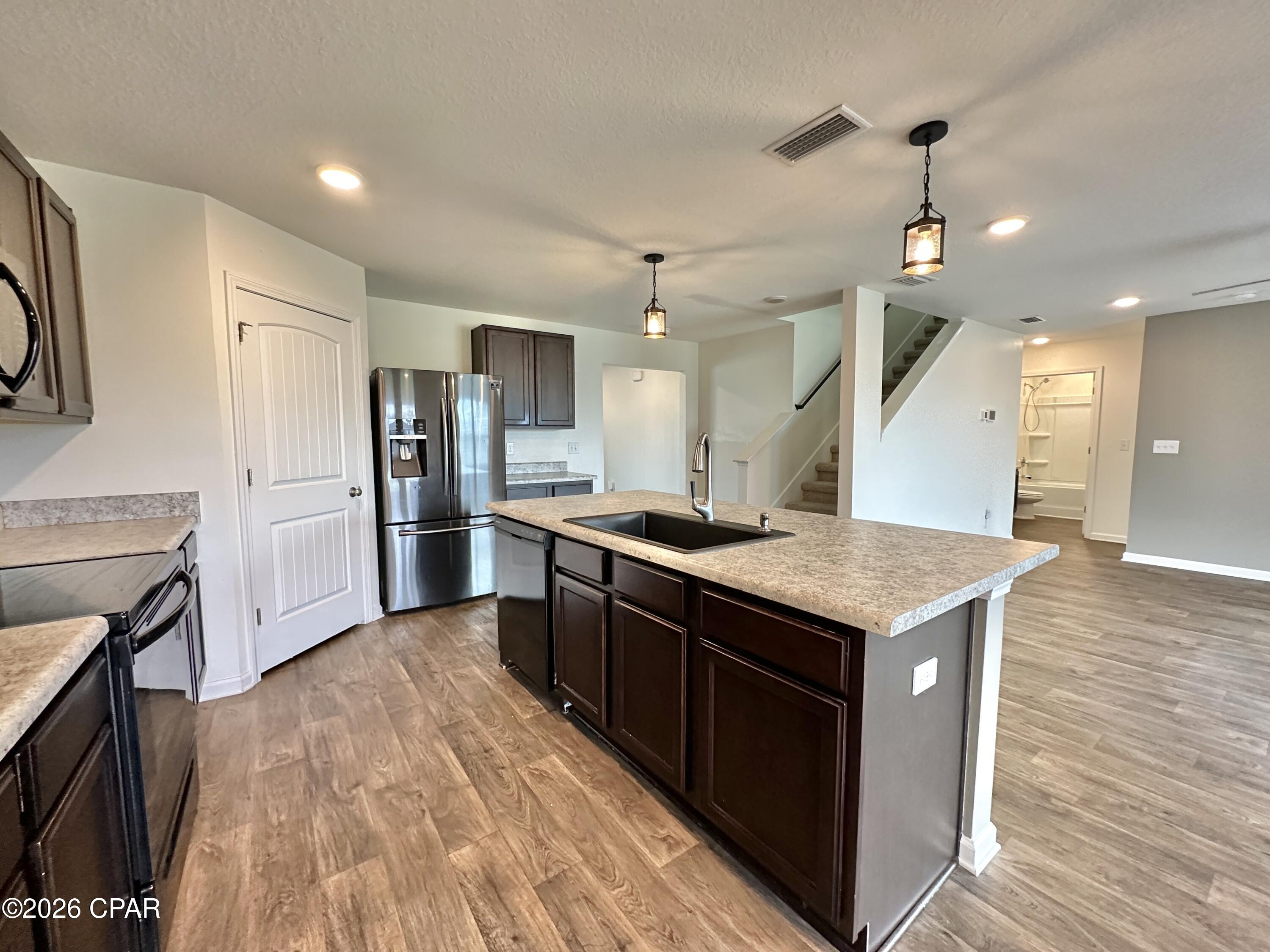 109 Merrion Road Southport, FL 32409 - Photo 8 of 38