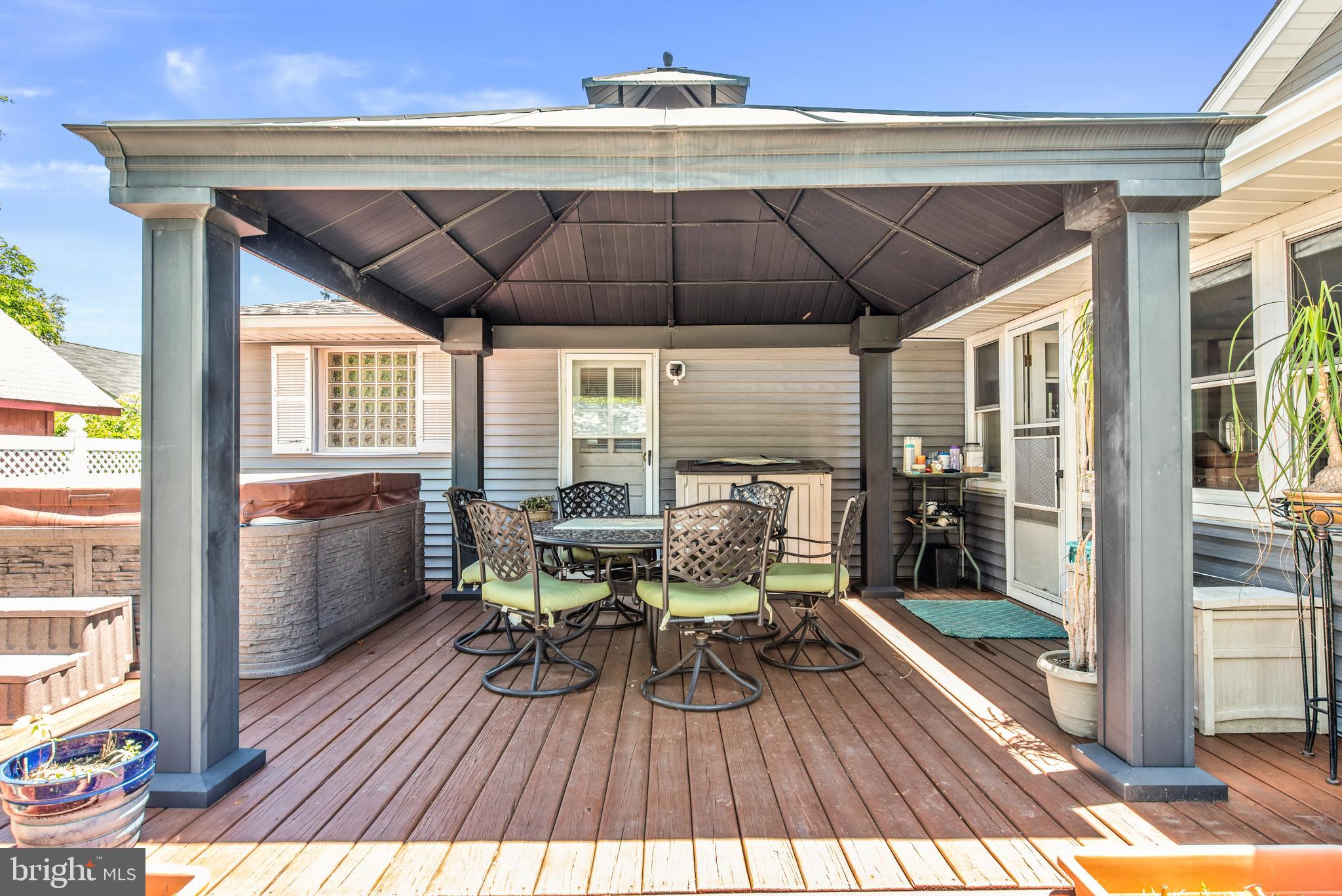 2842 Ridge Road Huntingtown, MD 20639 - Photo 16 of 67 Pergola