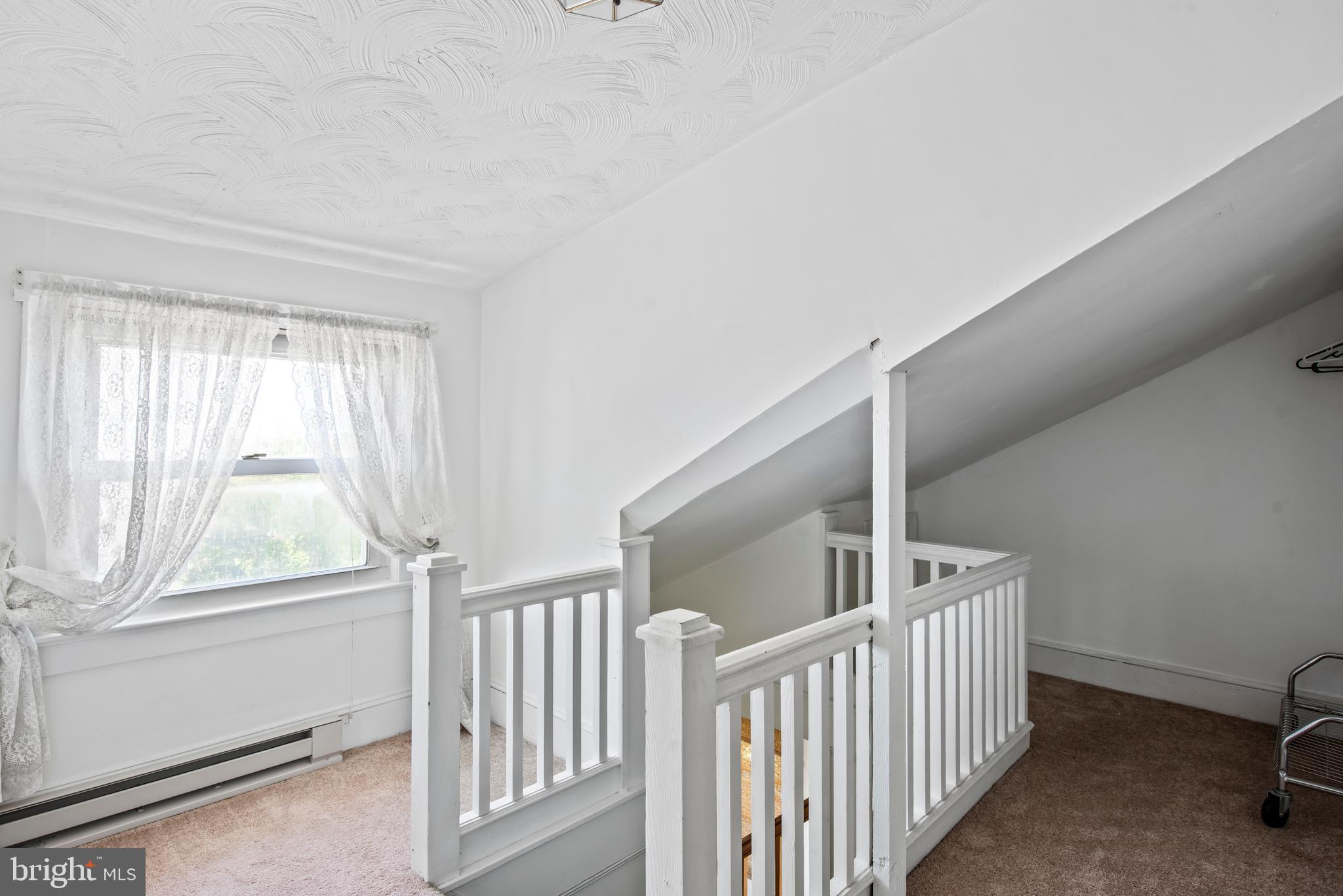 2842 Ridge Road Huntingtown, MD 20639 - Photo 52 of 67 landing on 2nd floor