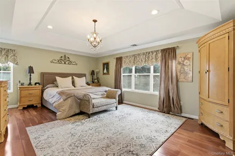 $1,500,000 | 22 Knott Drive, Glen Cove, NY 11542