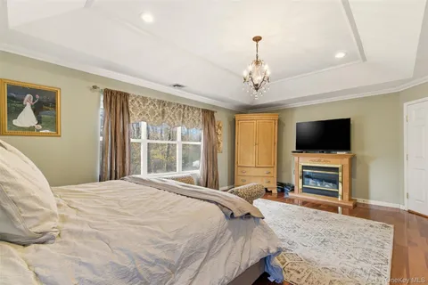 $1,500,000 | 22 Knott Drive, Glen Cove, NY 11542