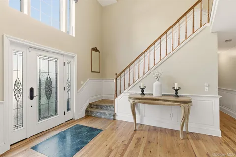 $1,500,000 | 22 Knott Drive, Glen Cove, NY 11542