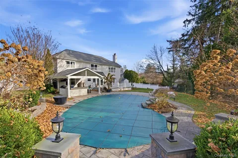 $1,500,000 | 22 Knott Drive, Glen Cove, NY 11542