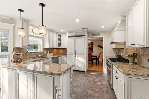 $1,500,000 | 22 Knott Drive, Glen Cove, NY 11542