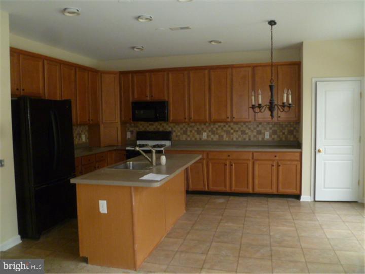 640 Churchill Road Chester Springs, PA 19425 - Photo 6 of 10 Gallery Image 6