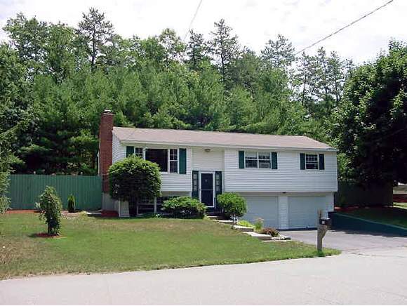 34 Wheaton Drive Nashua, NH 03063 - Photo 1 of 2 Gallery Image 1