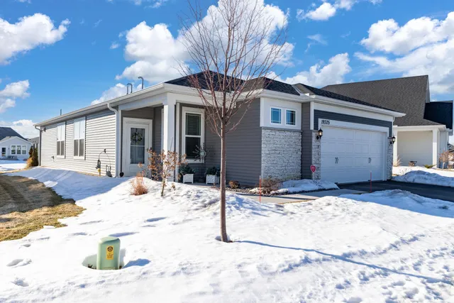 $549,900 | 19325 103rd Avenue, Rogers, MN 55374