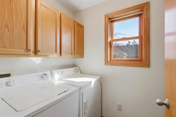 $290,000 | 802 Sunridge Drive, Unit B, Waupaca, WI 54981