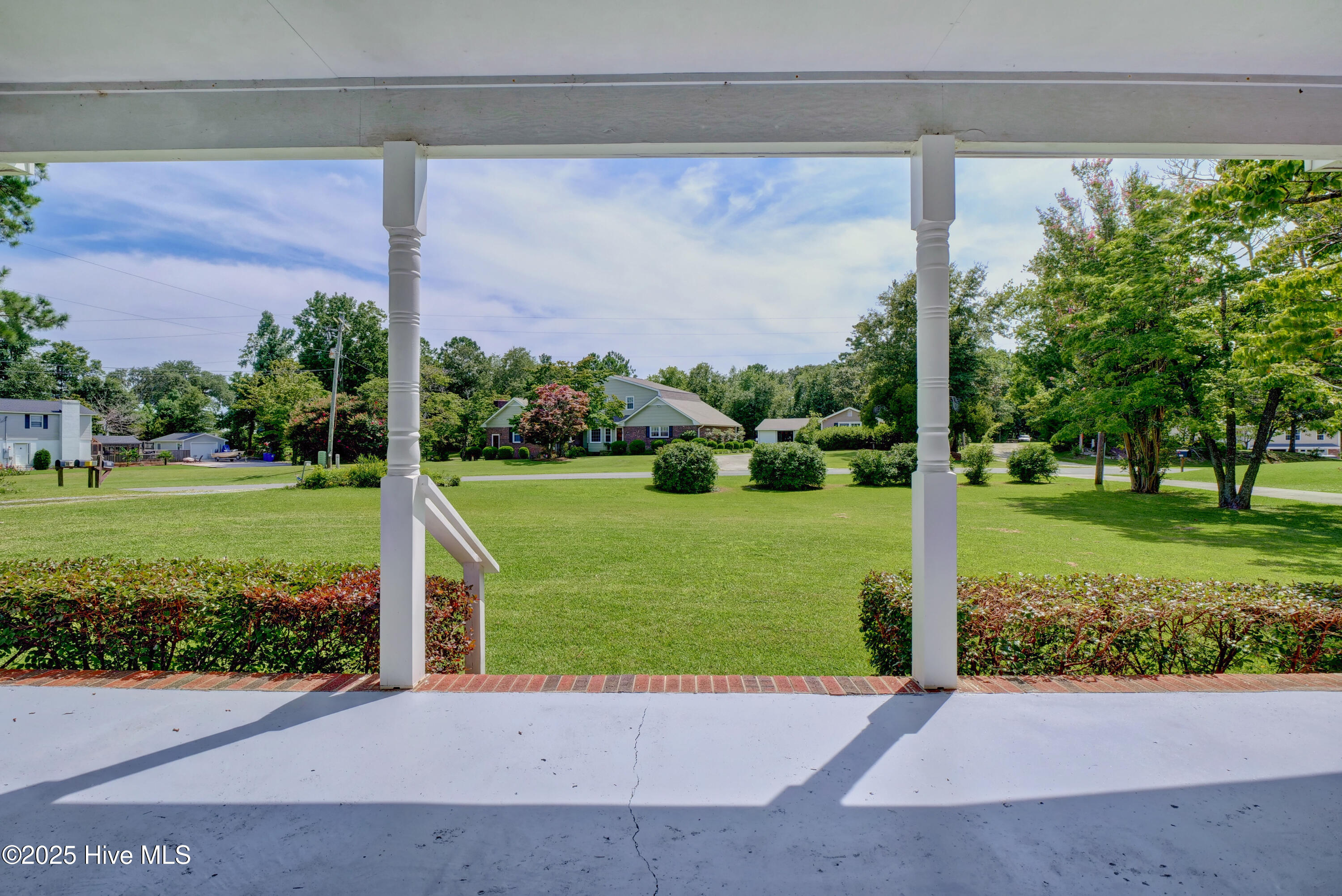 665 Hughes Road Hampstead, NC 28443 - Photo 6 of 40