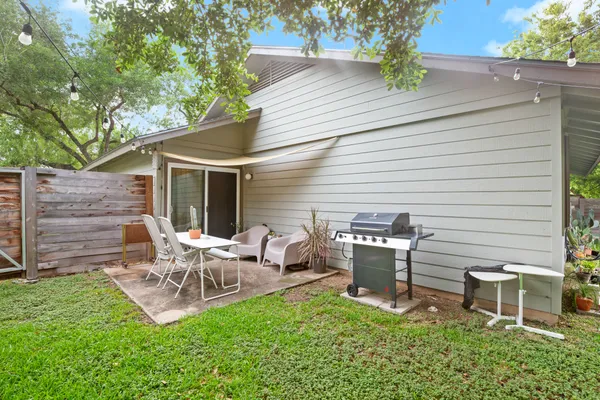 $1,995 | 6701 Aries Lane, Austin, TX 78724