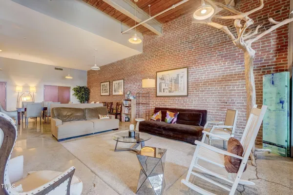 $359,000 | 500 North Duke Street, Unit 53105, Durham, NC 27701
