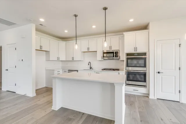 $478,145 | 740 Alberta Avenue, Oswego, IL 60543