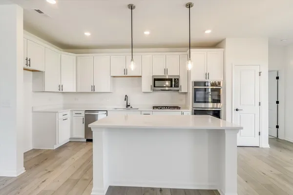 $430,990 | 740 Alberta Avenue, Oswego, IL 60543