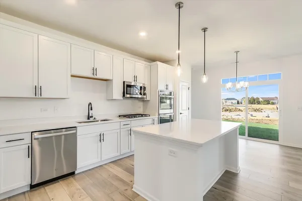 $430,990 | 740 Alberta Avenue, Oswego, IL 60543