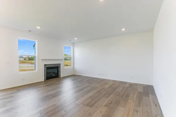 $430,990 | 740 Alberta Avenue, Oswego, IL 60543