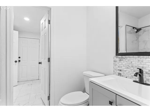 $135,000 | 5050 Southeast Columbus Street, Unit 70, Albany, OR 97322