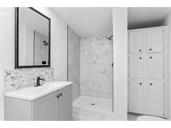$129,900 | 5050 Southeast Columbus Street, Unit 70, Albany, OR 97322