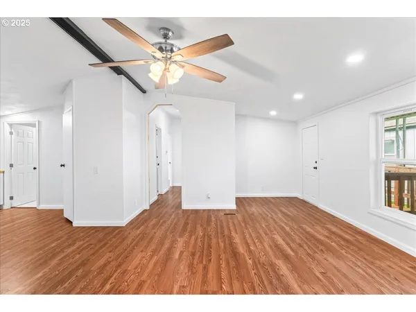 $129,900 | 5050 Southeast Columbus Street, Unit 70, Albany, OR 97322