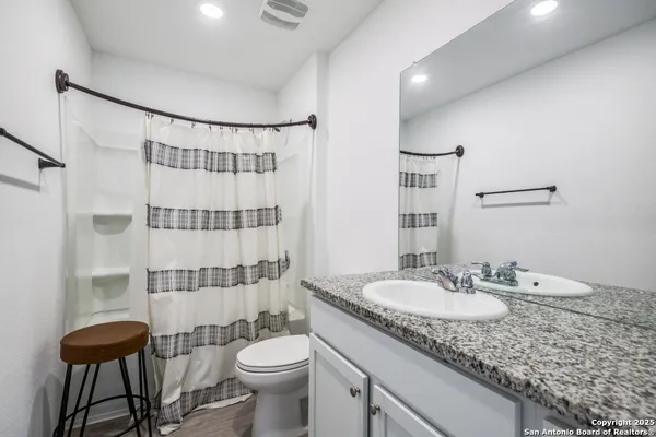 $1,795 | 5223 Hornbeck Heights, Converse, TX 78109